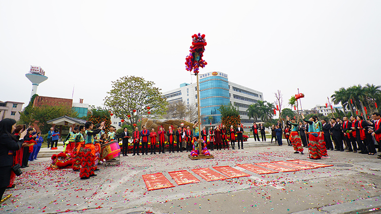 DSC09160_750.jpg